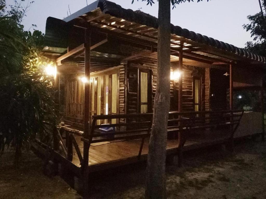 Indie House @ Maerim Chiang Mai Bagian luar foto